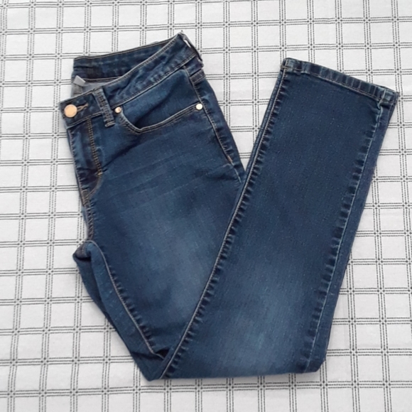 size 4 straight leg jeans